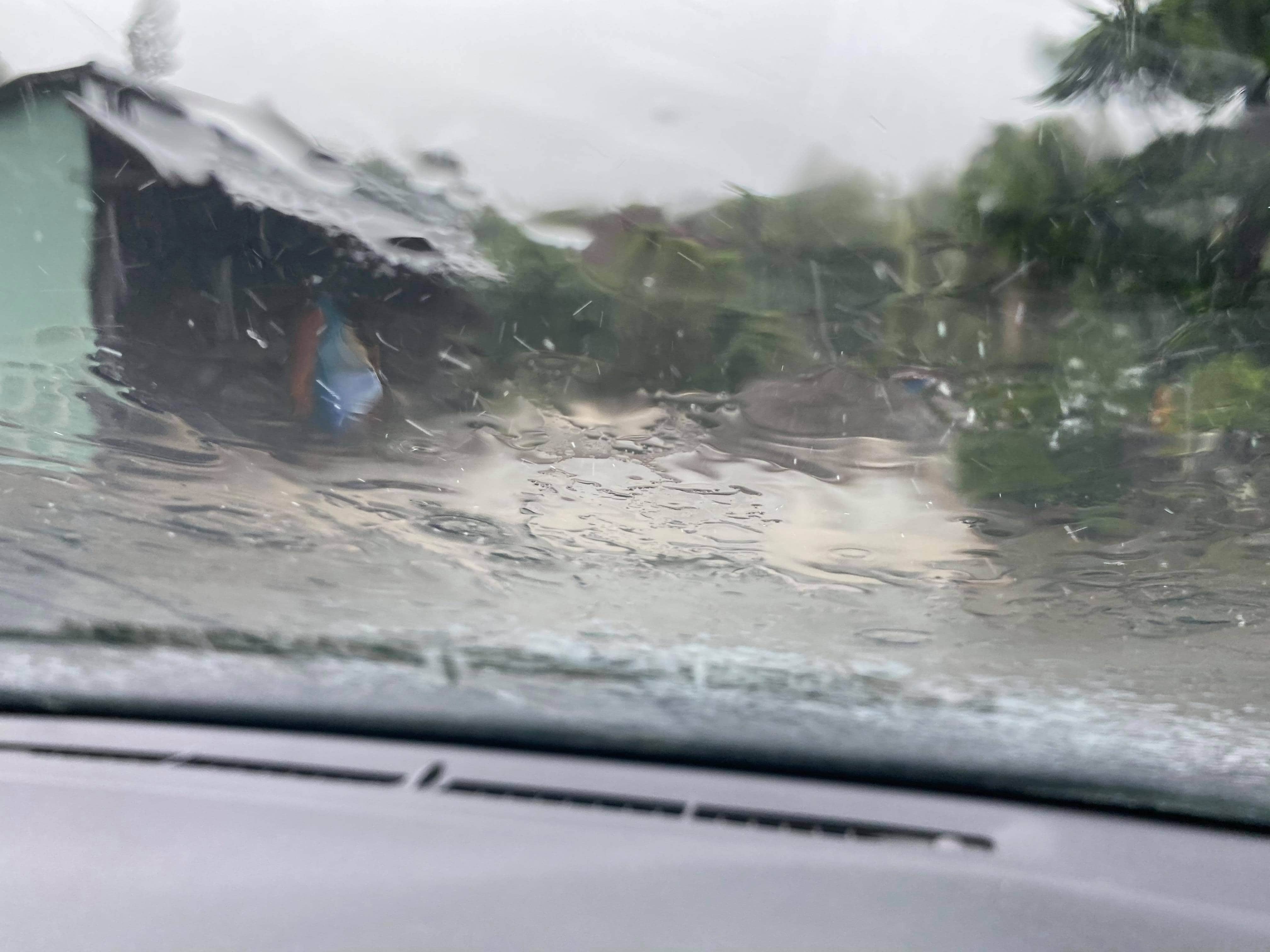 千葉 雨に強い けどやっぱ 土砂降り は無理 雨の見極め方 水たまり対策 ドライテック オコシコン 透水性舗装仕上材 生コンポータル