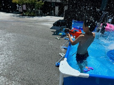 【大分】「酷暑の夏に赤ちゃんやペットのことを考えたら迷わず透水性コンクリート」大分綜合建設