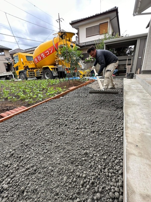 【大切なお知らせ】「透水性コンクリート《オワコン》はさらに手のつけられない競合製品となりますよ」