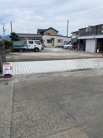 【静岡】「カーボンニュートラルタイプの 【ドットコン】 で整備した駐車場」成和建設