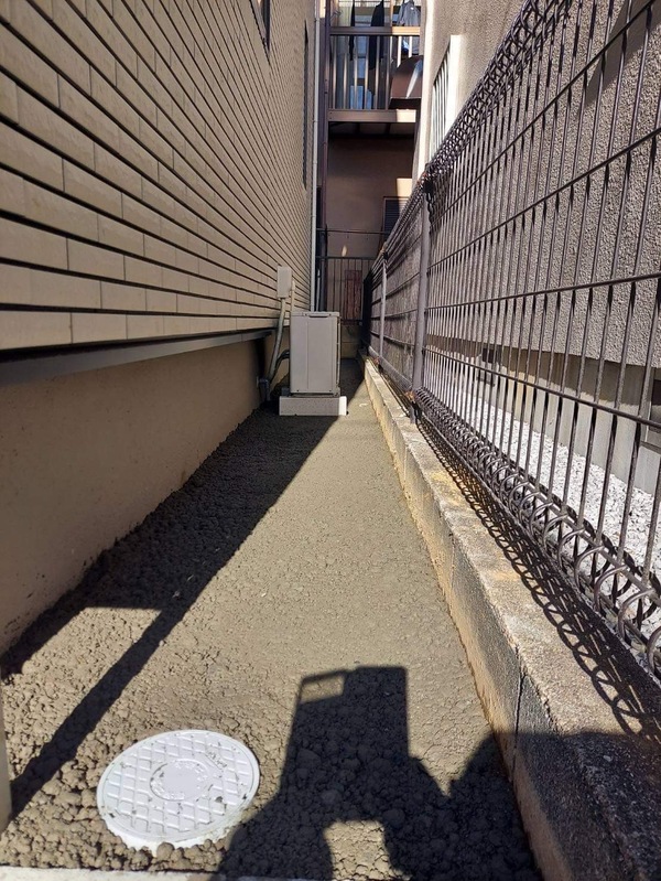 【埼玉】「駐車場にオコシコン、犬走り・アプローチにオワコン。埼玉では鉄板の仕様です！」渋谷建材・YNKワークス
