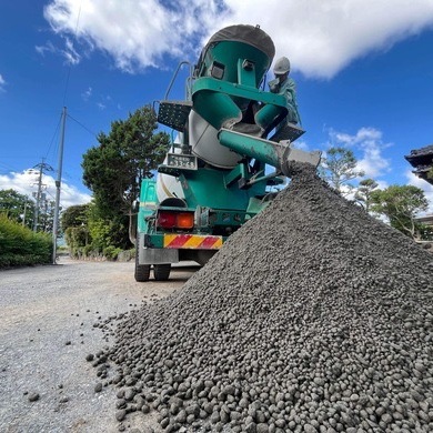 何かとお騒がせ中 【ホソヤン】 と行く！ 富山県高岡市訪問記 ①「造粒ポーラスコンクリートと公共事業とホソヤンの歩み」（プレゼン原稿）